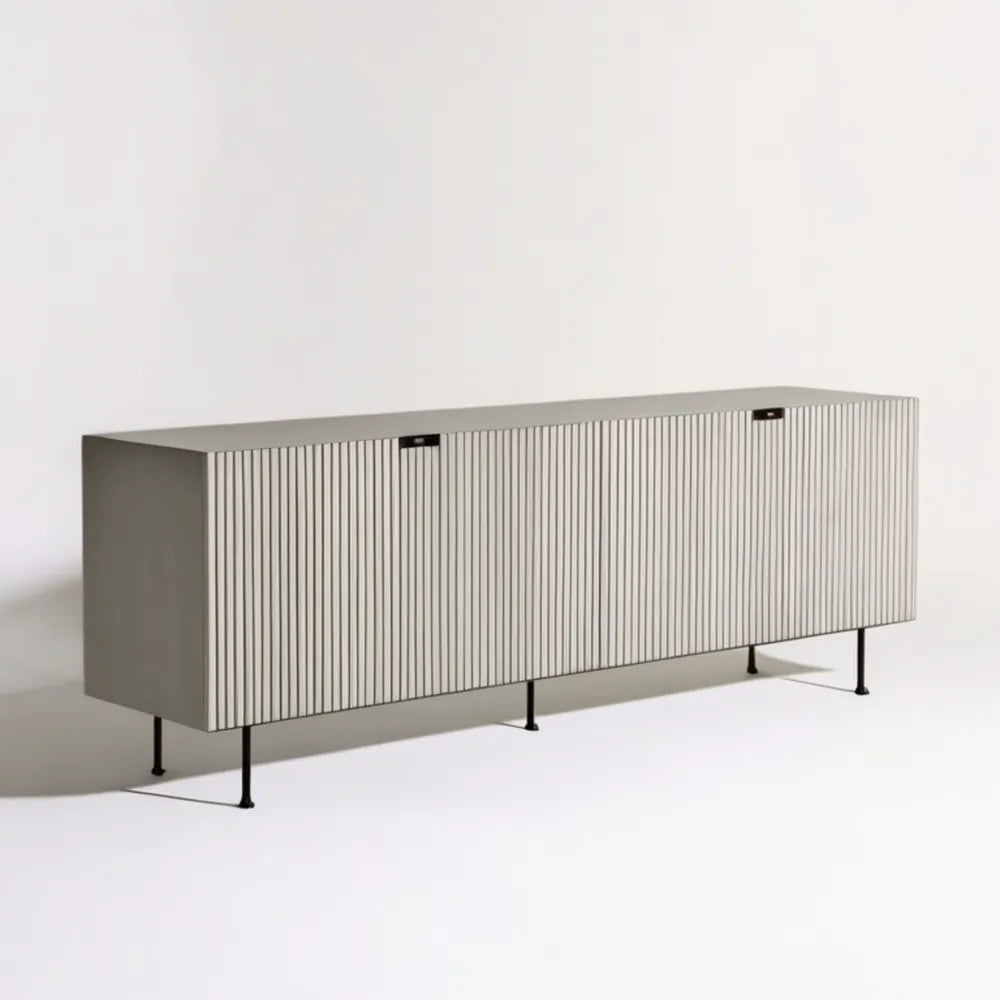 Trzydrzwiowa szafka z MDF jasnoszara z czarnymi nogami 180 x 40 x 70 cm
